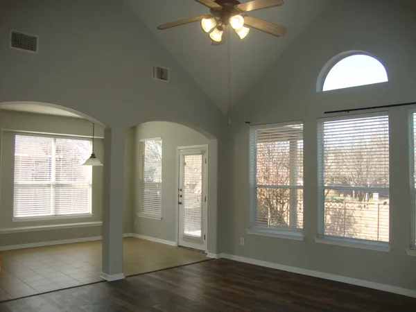 $2,500 | Undisclosed Address, Round Rock, TX 78665