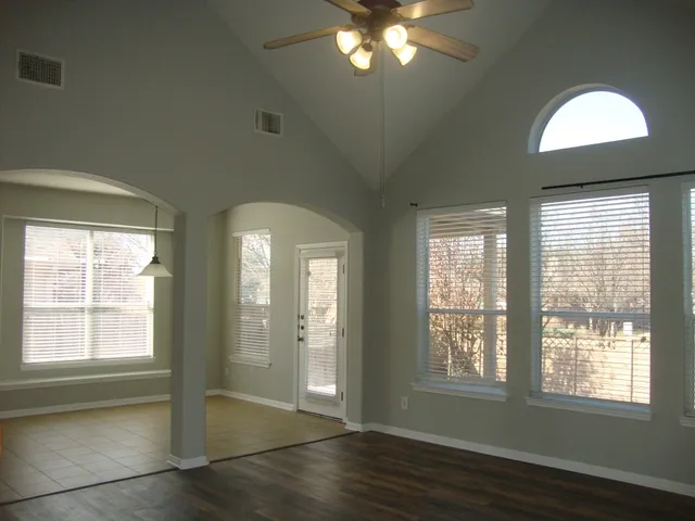 $2,600 | Undisclosed Address, Round Rock, TX 78665