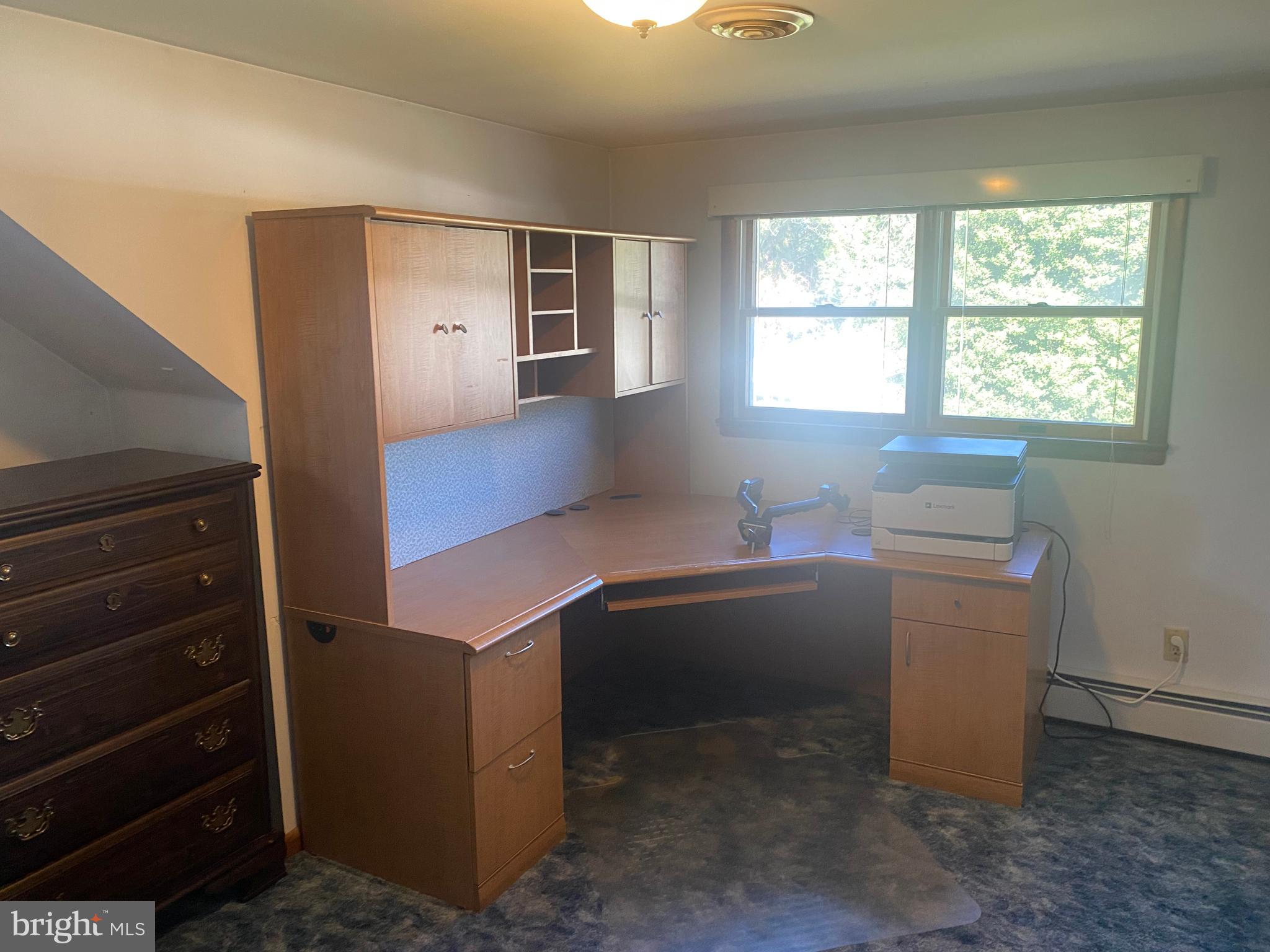 18 Alden Avenue Delran, NJ 08075 - Photo 26 of 32 a room with furniture and window