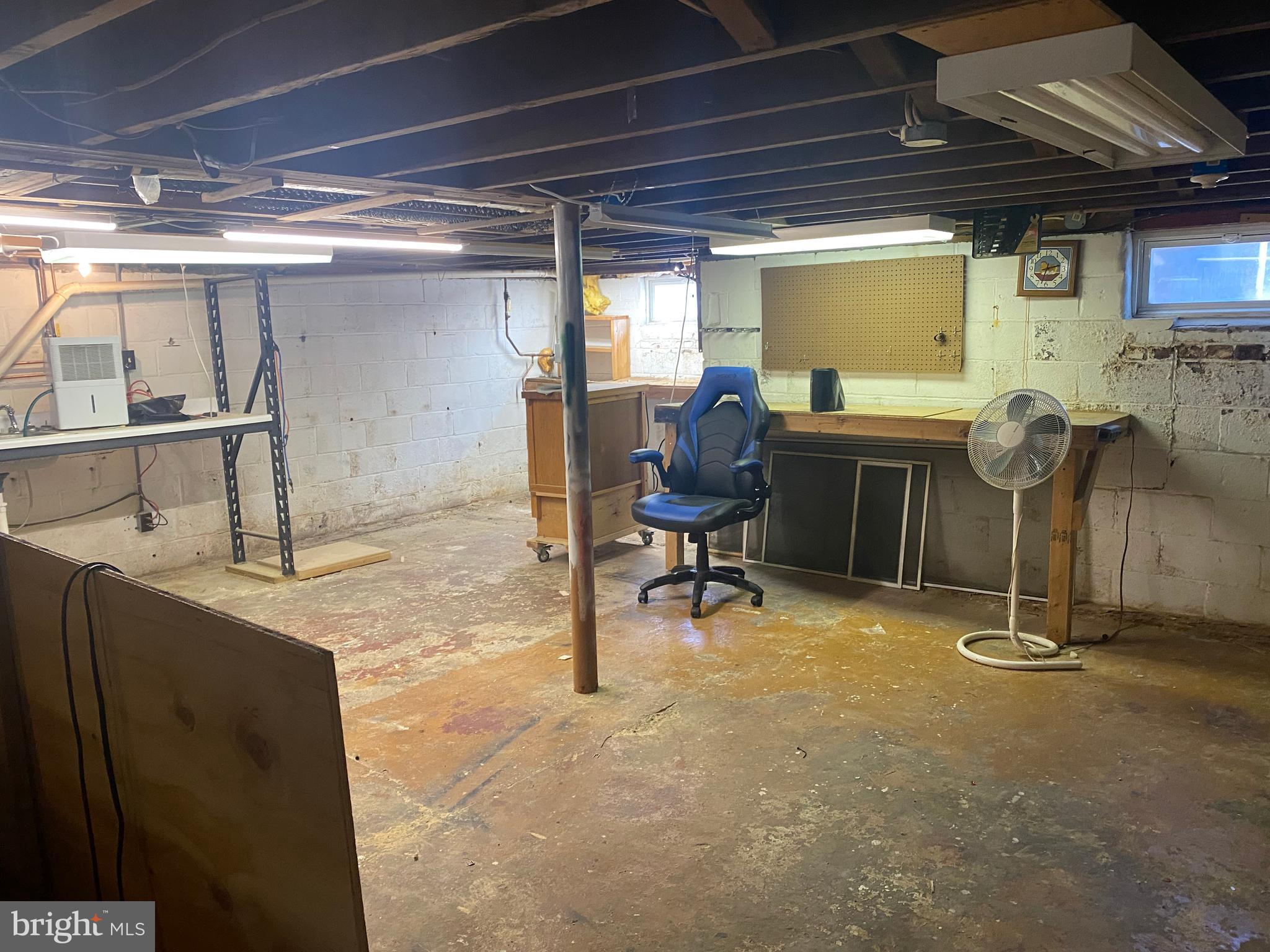 18 Alden Avenue Delran, NJ 08075 - Photo 31 of 32 a view of a room with gym equipment