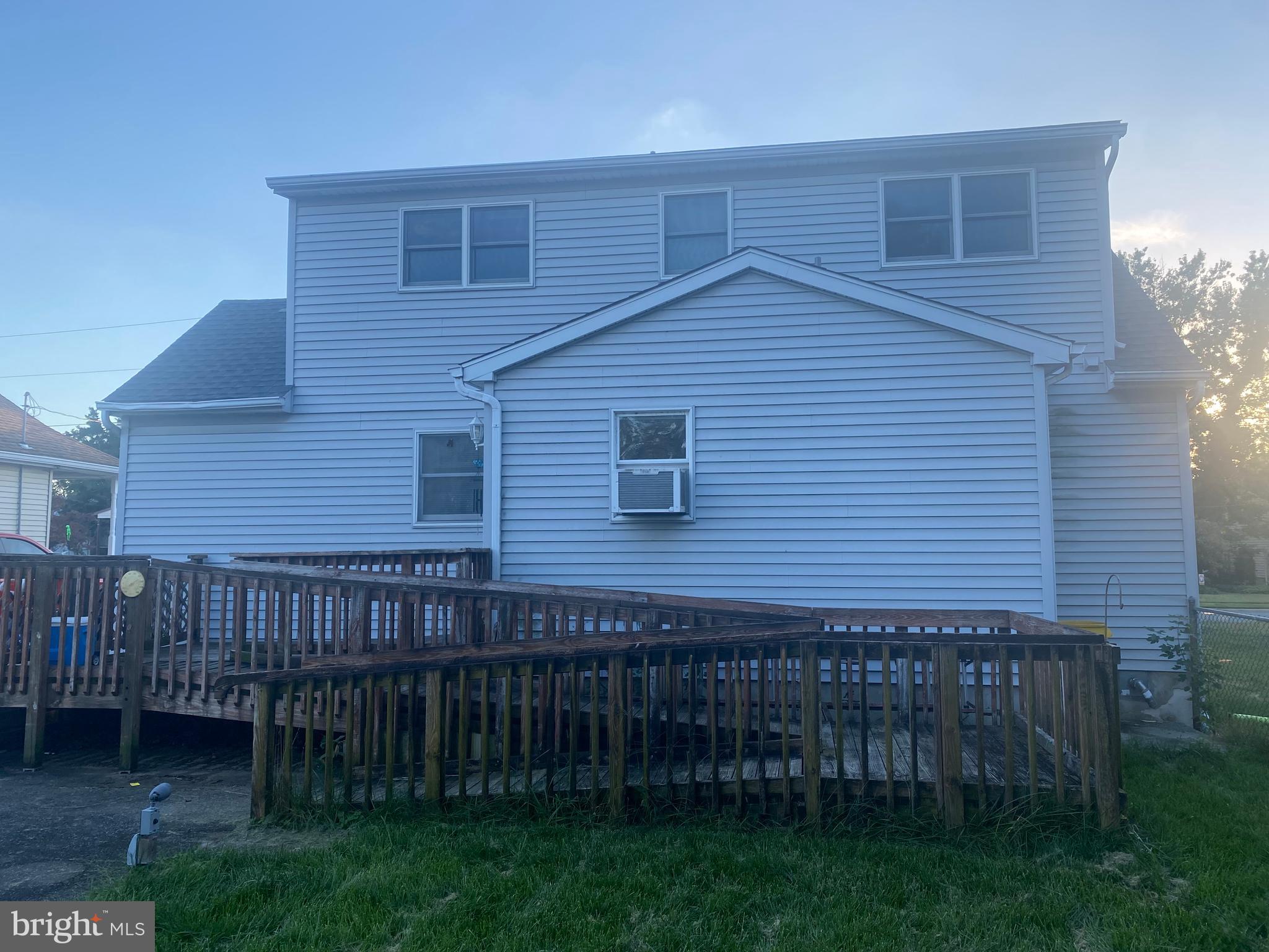 18 Alden Avenue Delran, NJ 08075 - Photo 6 of 32 a front view of a house with a garden