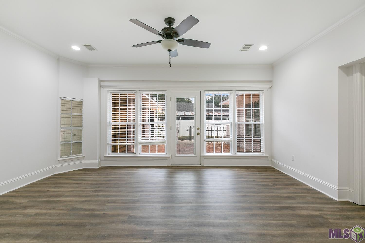 308 South Jefferson Avenue Port Allen, LA 70767 - Photo 11 of 20