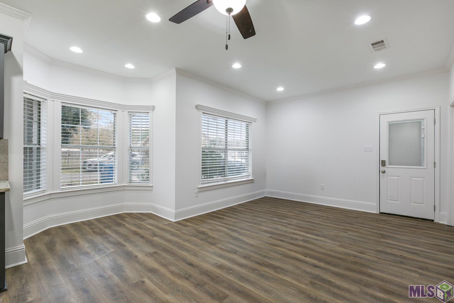 308 South Jefferson Avenue Port Allen, LA 70767 - Photo 5 of 20