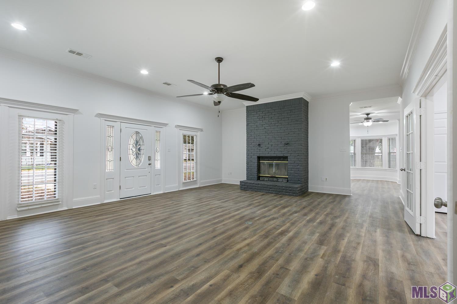 308 South Jefferson Avenue Port Allen, LA 70767 - Photo 6 of 20