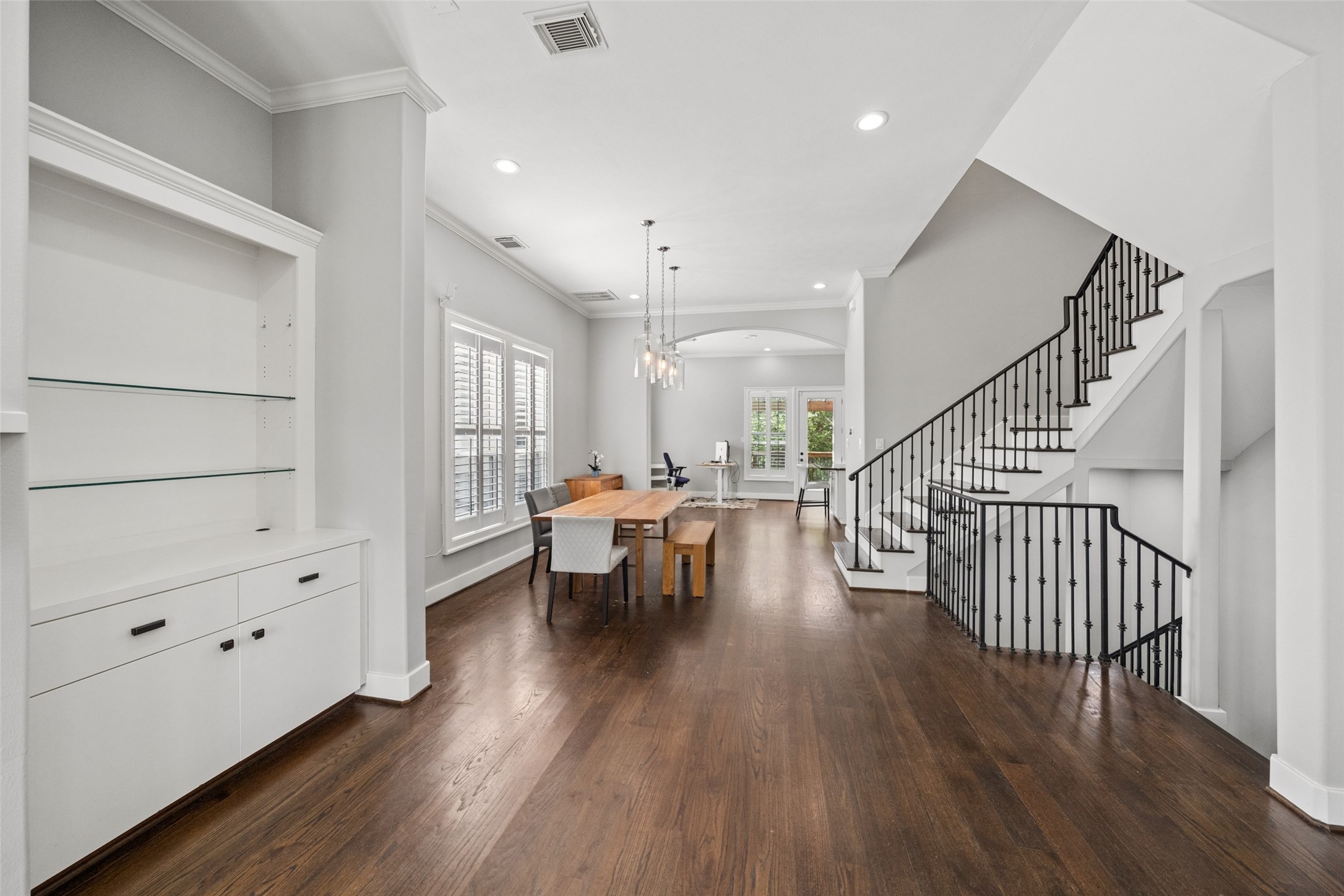 1317 Bomar Street Houston, TX 77006 - Photo 12 of 32 a living room with furniture and wooden floor