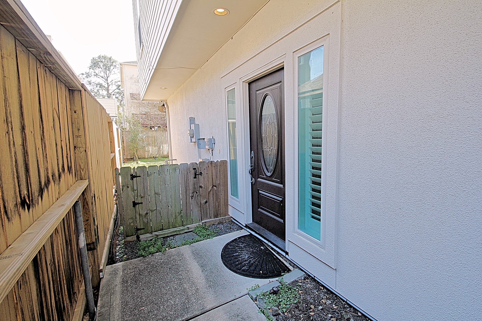 1317 Bomar Street Houston, TX 77006 - Photo 2 of 27 a view of entryway and hall with wooden floor