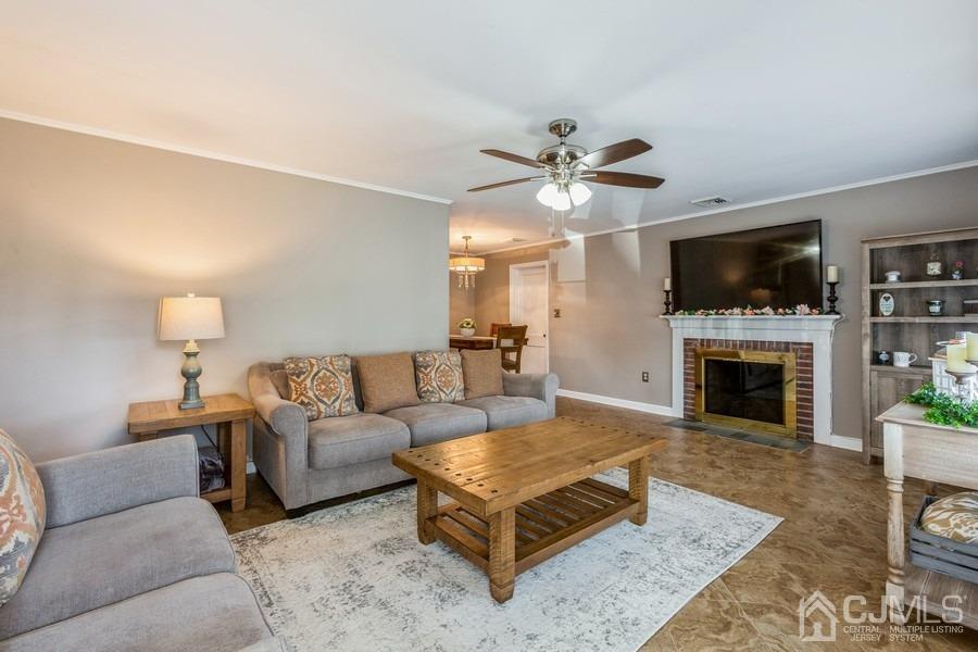 69 George Avenue Middlesex, NJ 08846 - Photo 5 of 22 Gallery Image 5