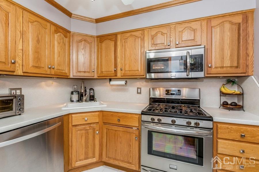69 George Avenue Middlesex, NJ 08846 - Photo 10 of 22 Gallery Image 10