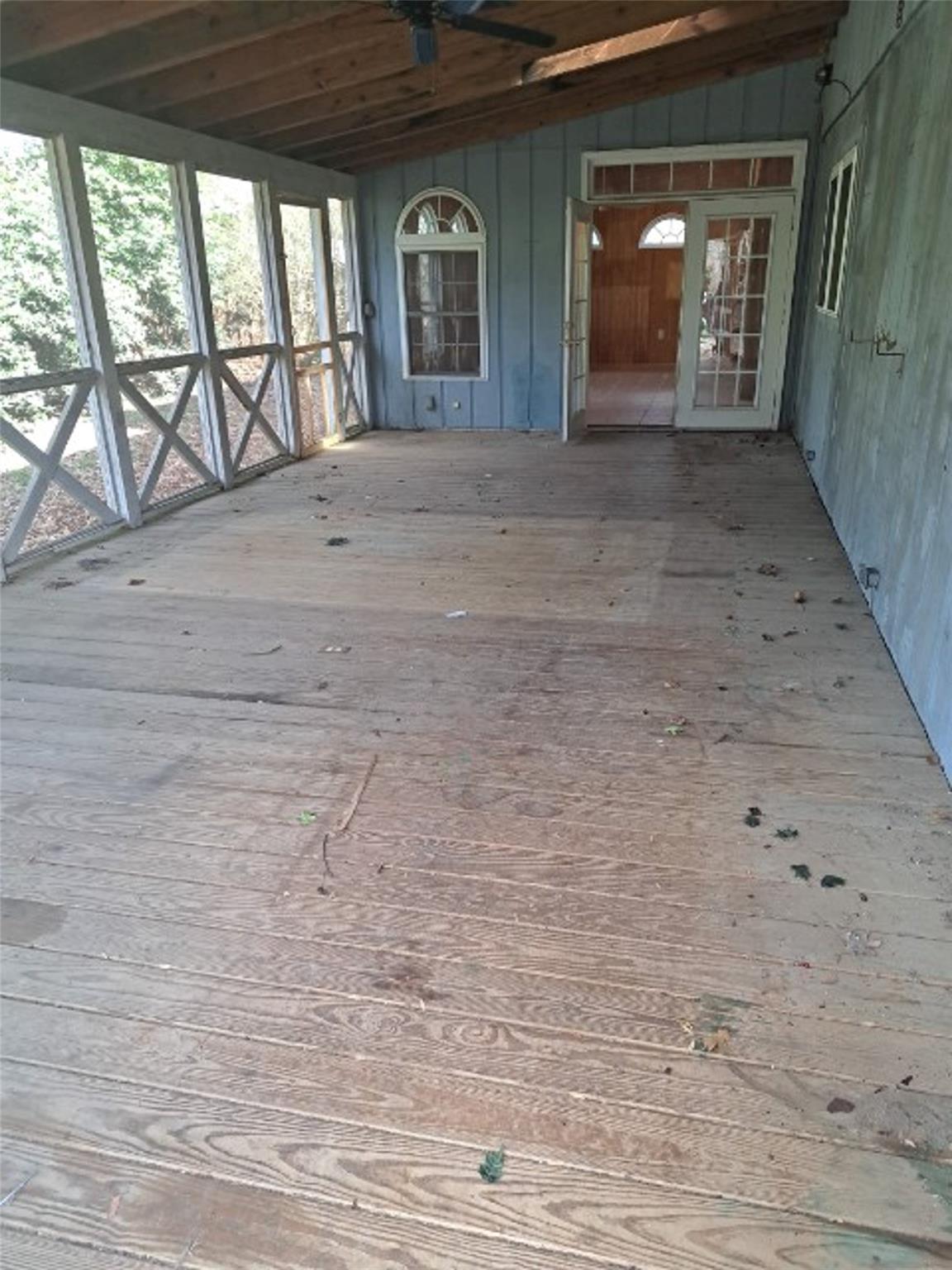 51 Roper Road East Flat Rock, NC 28726 - Photo 2 of 10 a view of livingroom with furniture and window