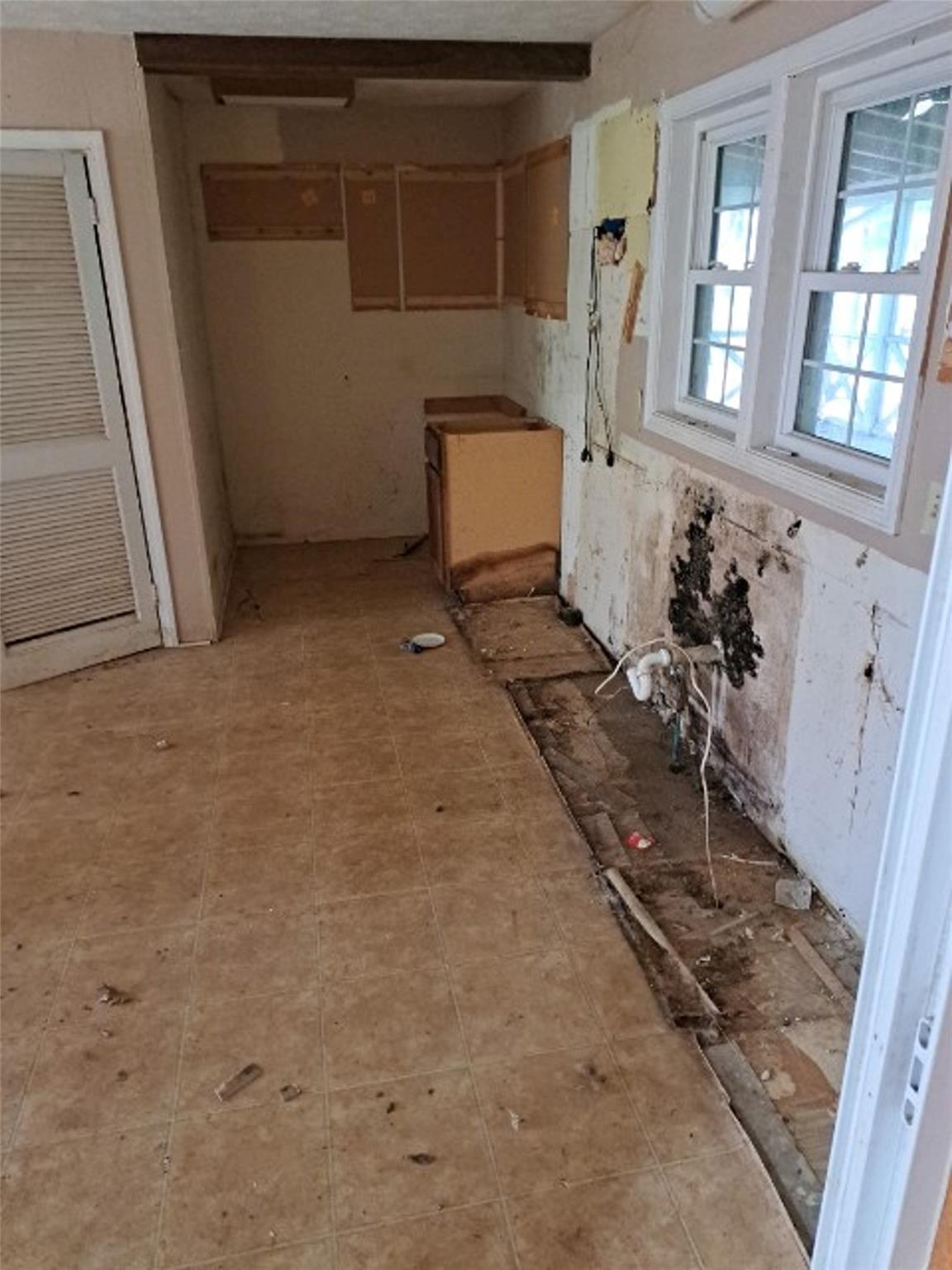 51 Roper Road East Flat Rock, NC 28726 - Photo 5 of 10