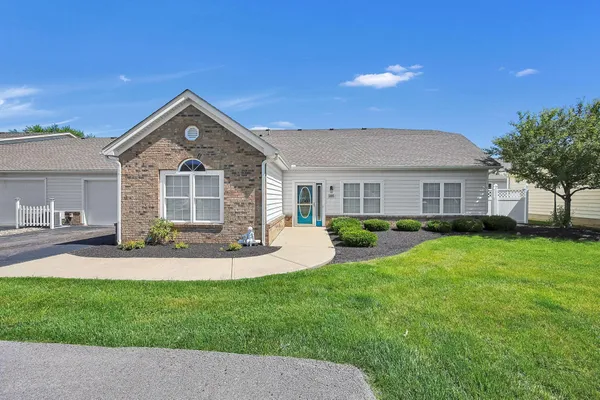 $275,000 | 205 Cumberland Meadows Circle, Hebron, OH 43025
