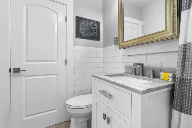 $3,990 | 1925 Leavenworth Street, Unit 7, San Francisco, CA 94133