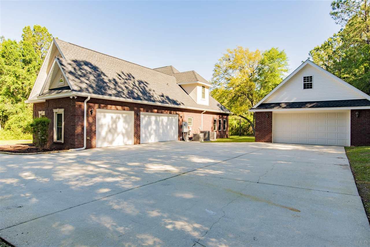 2926 Tunnel Road Pace, FL 32571 - Photo 5 of 44
