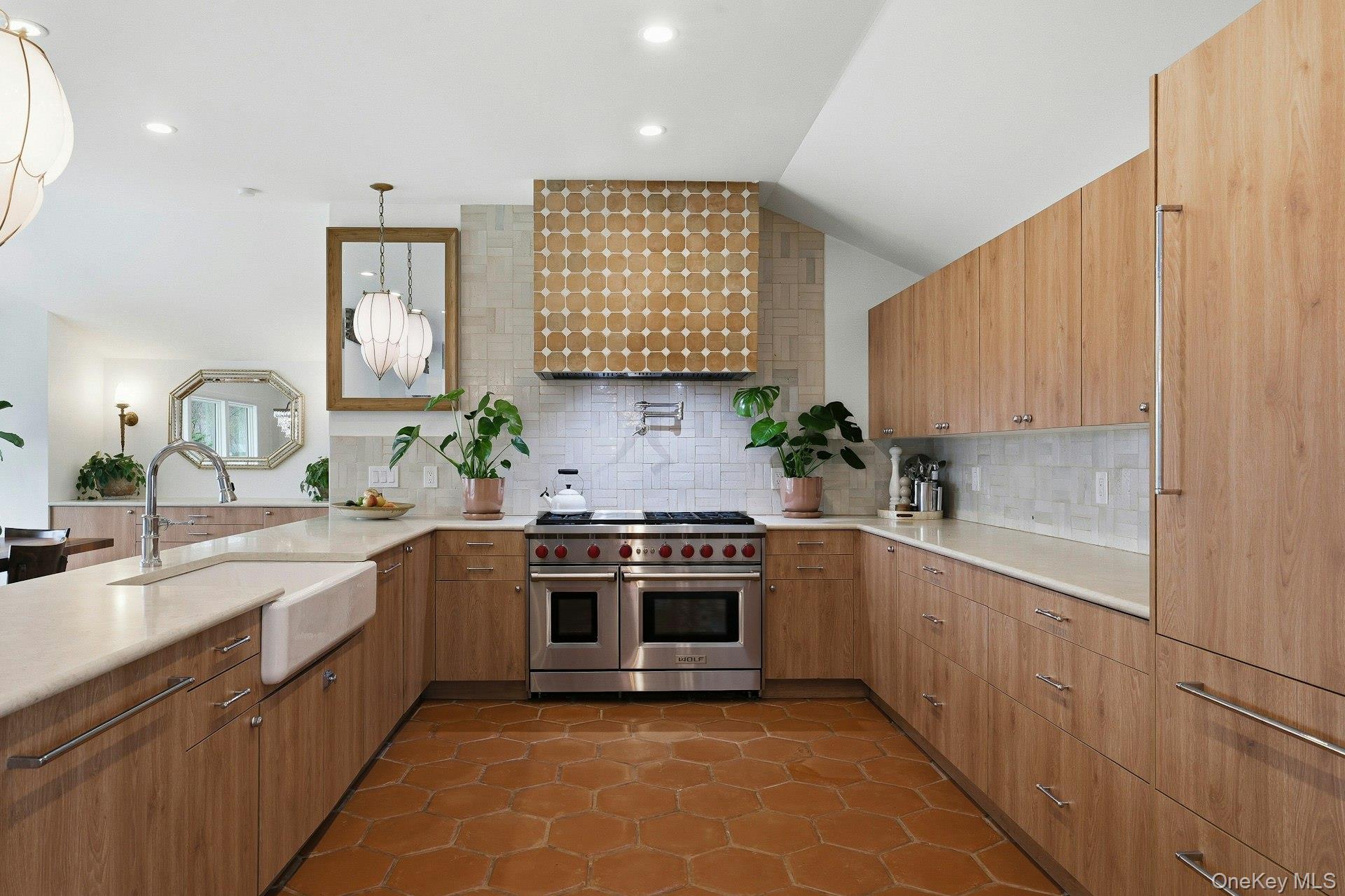 6 Greatmeadow Road Locust Valley, NY 11560 - Photo 11 of 48 Kitchen