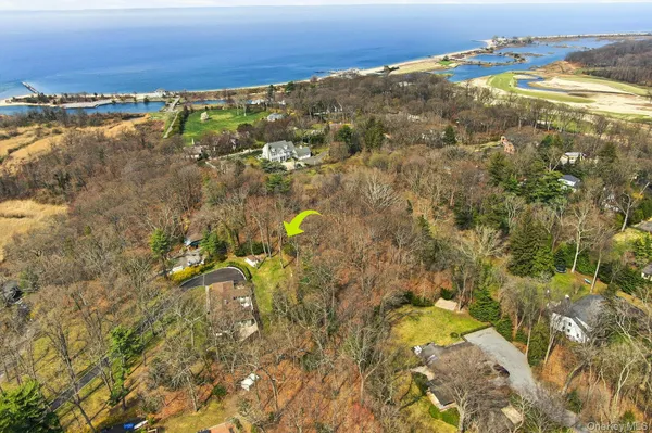 $2,248,000 | 6 Greatmeadow Road, Locust Valley, NY 11560