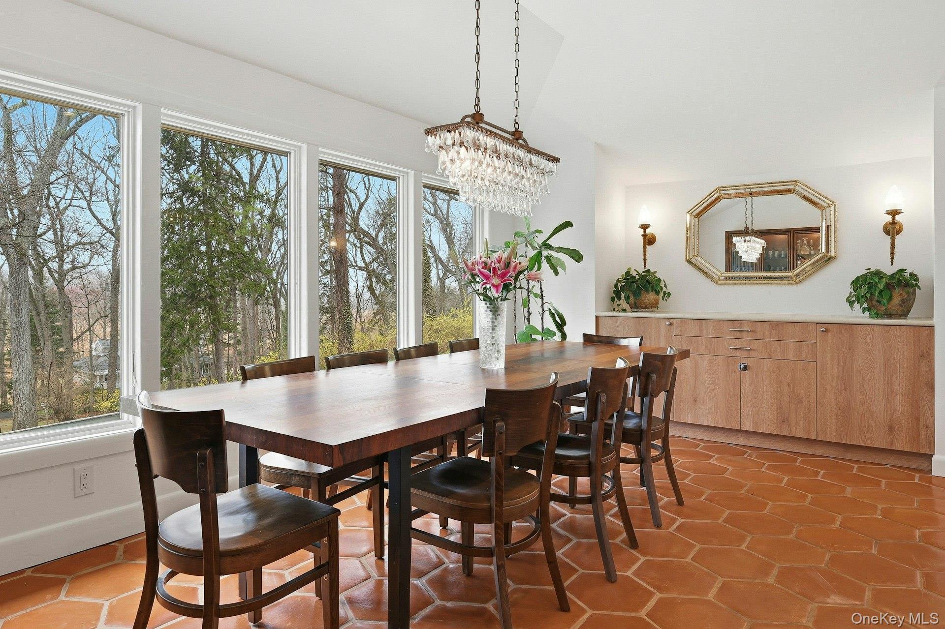 6 Greatmeadow Road Locust Valley, NY 11560 - Photo 6 of 48 Dining Area