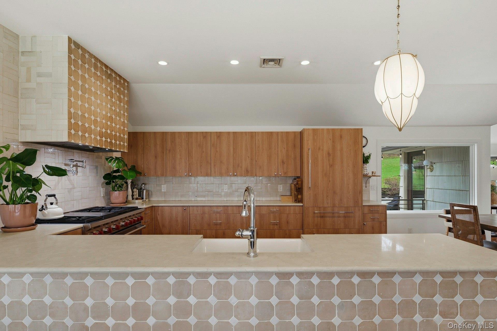 6 Greatmeadow Road Locust Valley, NY 11560 - Photo 8 of 48 Kitchen