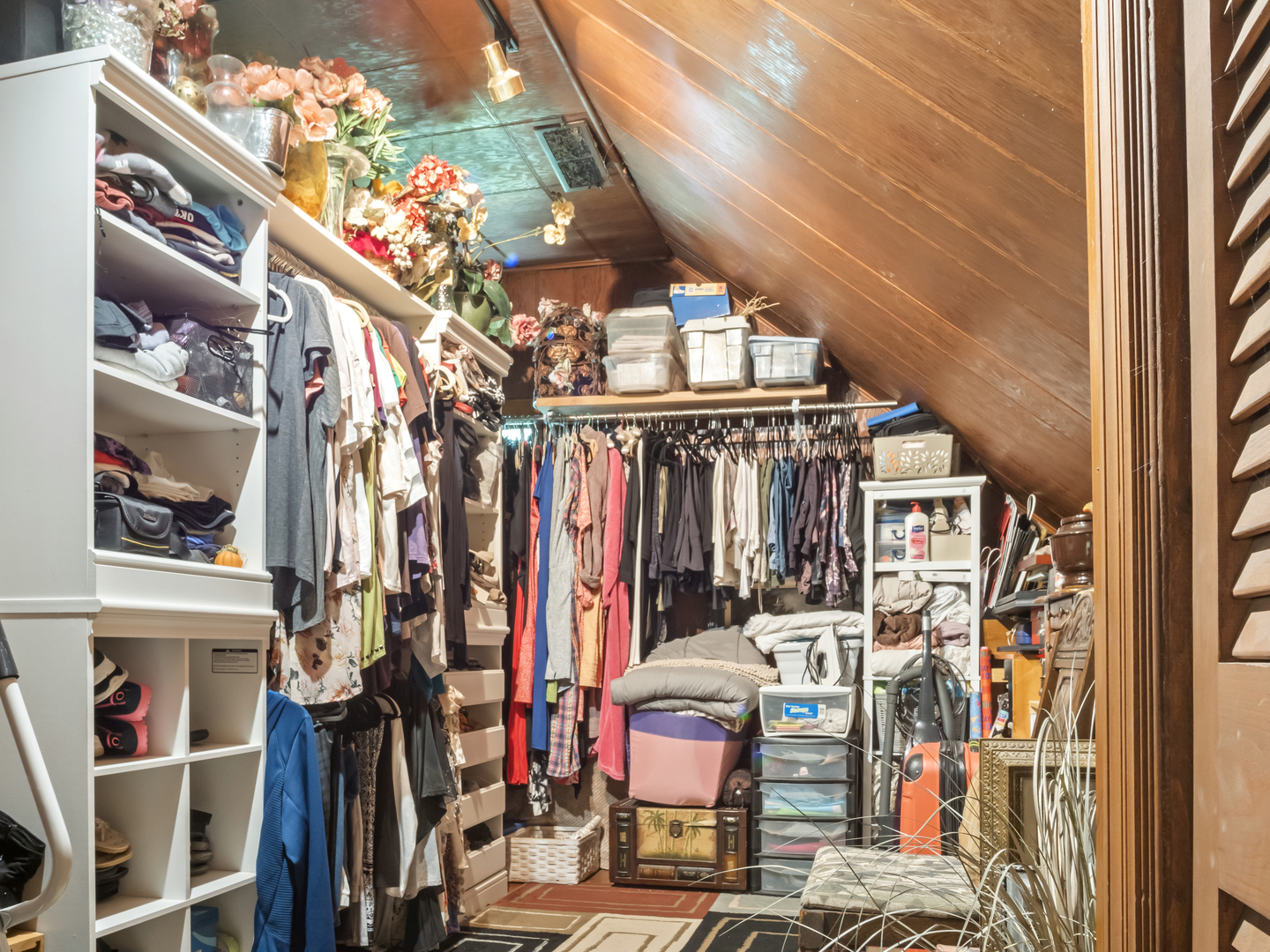 72 Radnor Lane Crete, IL 60417 - Photo 20 of 25 a view of walk in closet with clothes