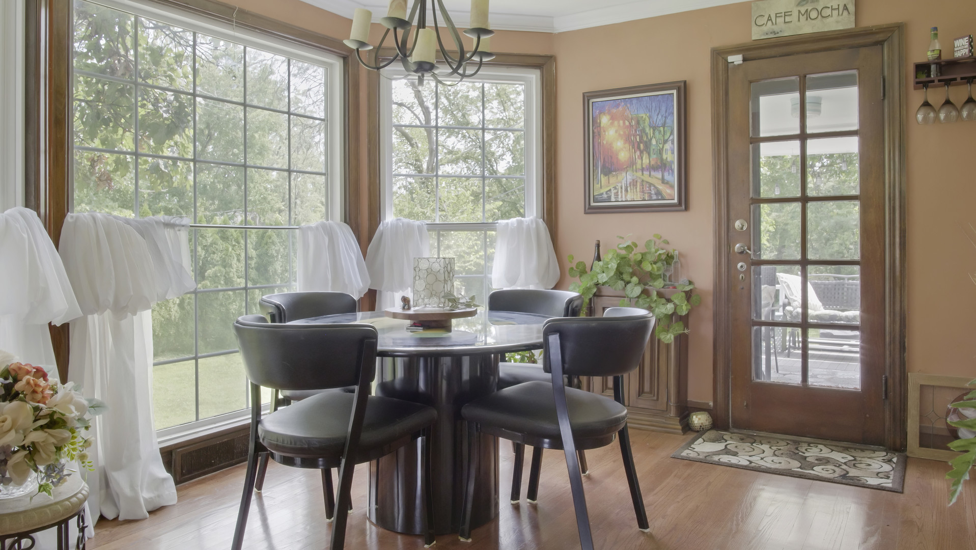 72 Radnor Lane Crete, IL 60417 - Photo 7 of 25 a view of a dining room with furniture window and outside view