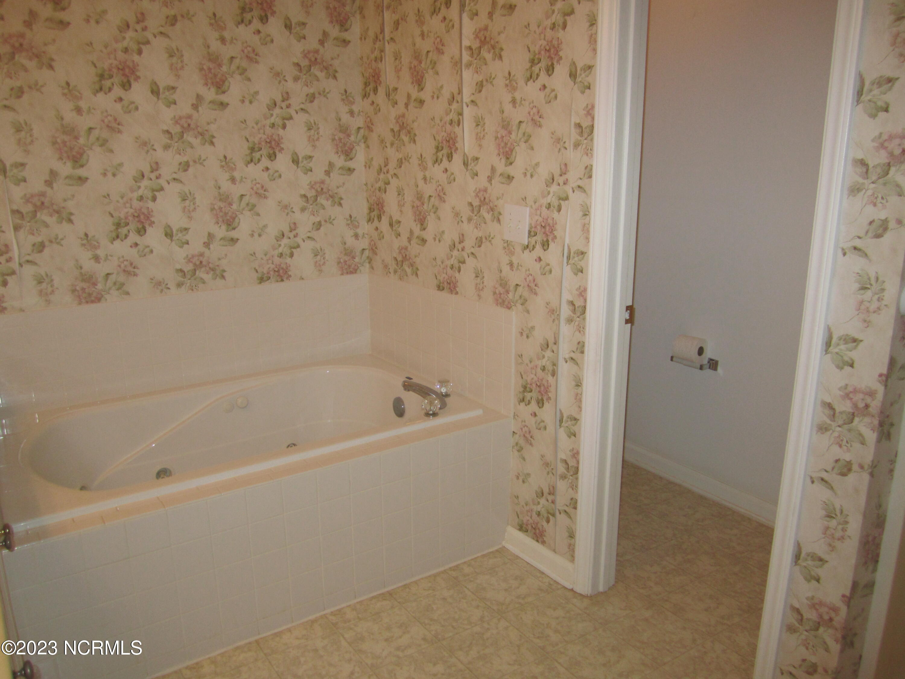 527 Spring Forest Road, Unit D Greenville, NC 27834 - Photo 17 of 26 IMG_5913