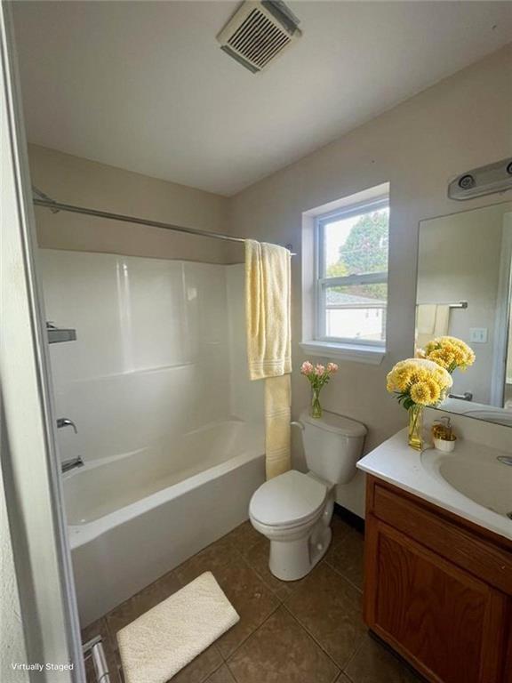 151 Plum Way California, PA 15419 - Photo 14 of 19 a bathroom with a toilet a sink and a bathtub