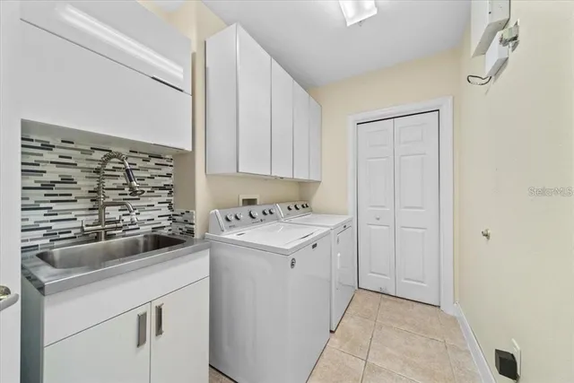 a close view of a sink