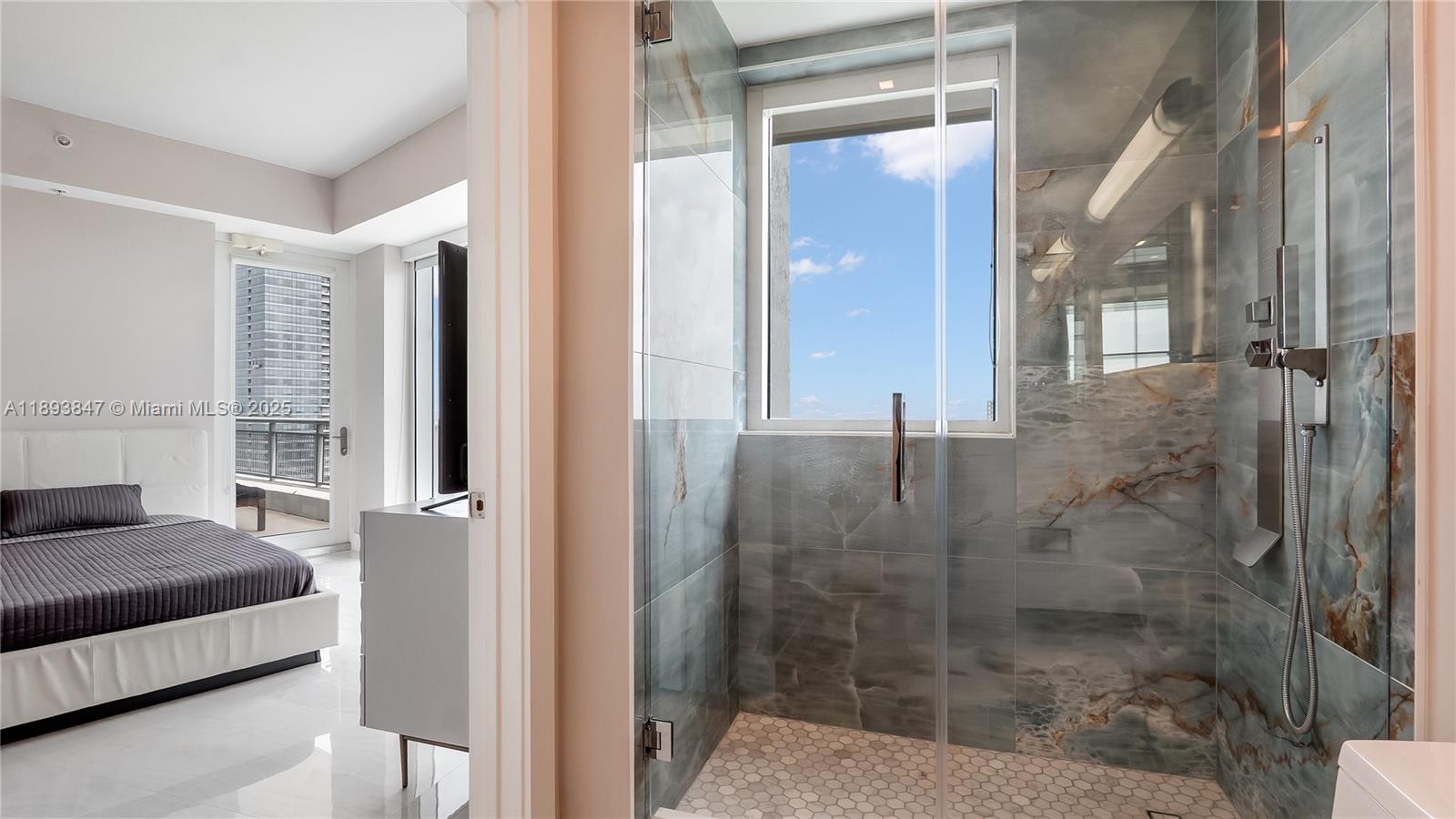 60 Southwest 13th Street, Unit 4200 Miami, FL 33130 - Photo 18 of 52