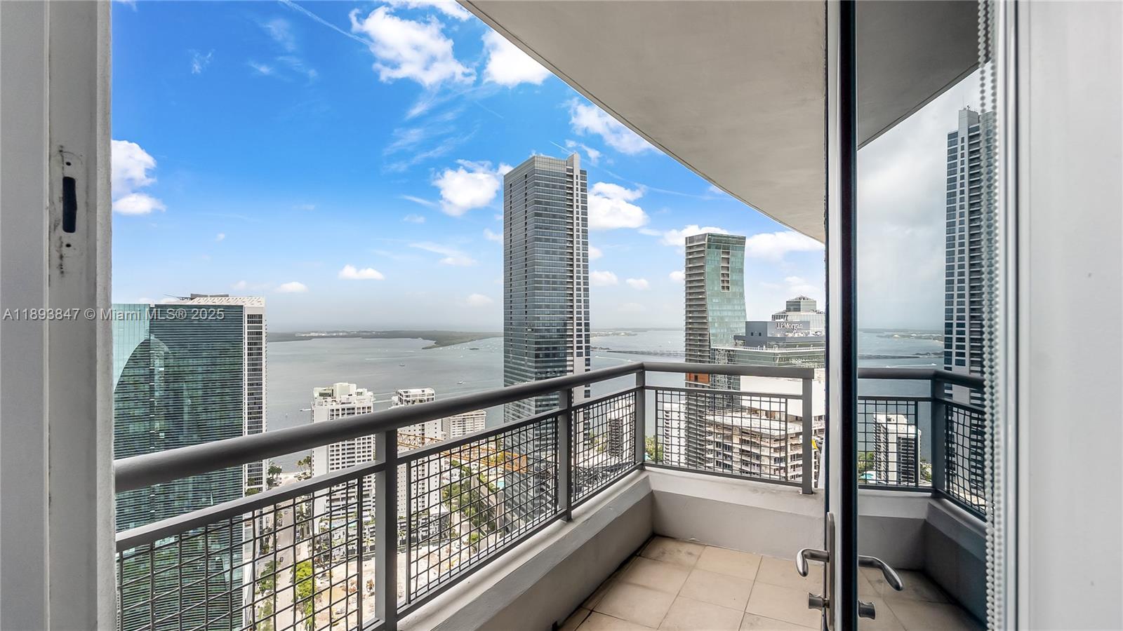 60 Southwest 13th Street, Unit 4200 Miami, FL 33130 - Photo 25 of 52 a view of balcony with city view