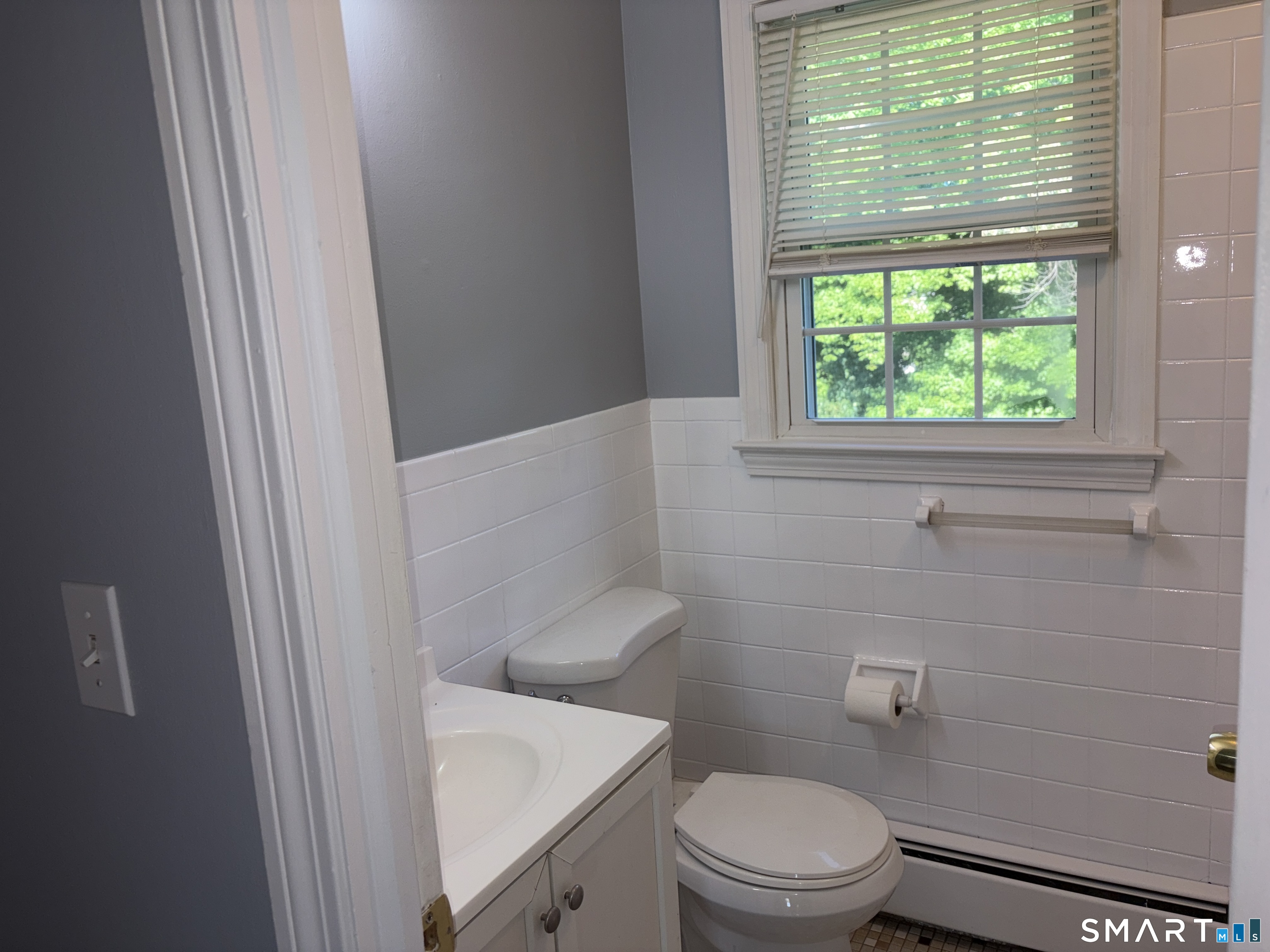201 Regan Road, Unit 1A Vernon, CT 06066 - Photo 9 of 12 Gallery Image 9