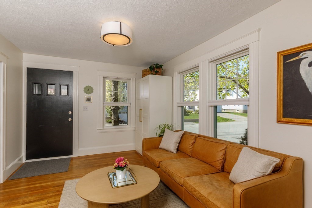 54 Turner Street Dedham, MA 02026 - Photo 4 of 29