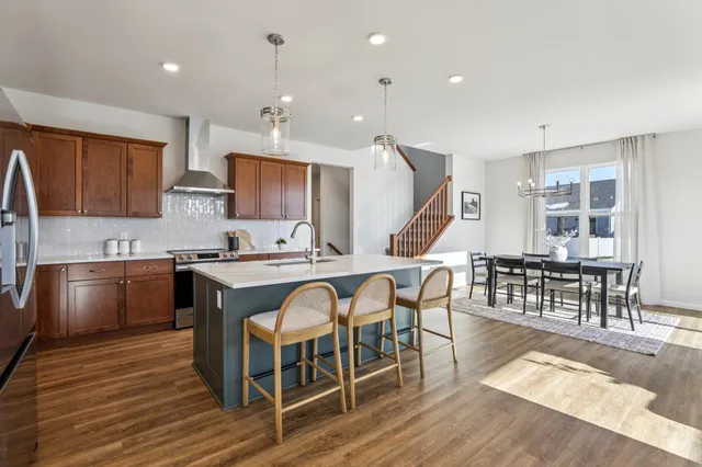 $738,900 | 546 Buss Road, Cottage Grove, WI 53527