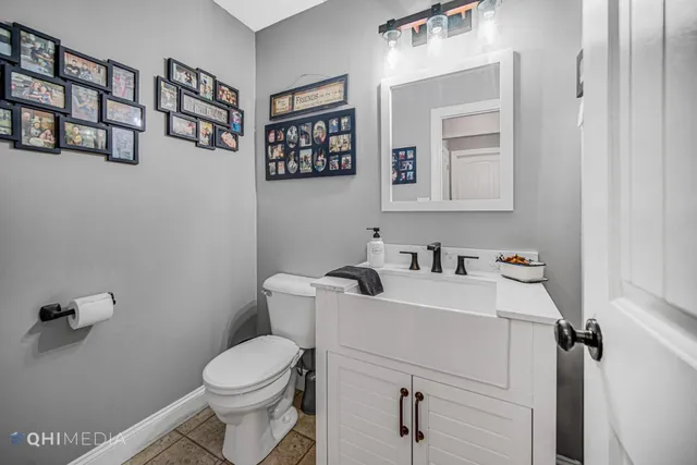 $550,000 | 17983 Warrick Road, Hebron, IN 46341