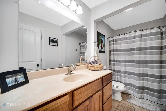 $550,000 | 17983 Warrick Road, Hebron, IN 46341