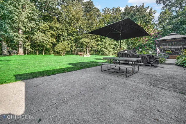 $550,000 | 17983 Warrick Road, Hebron, IN 46341