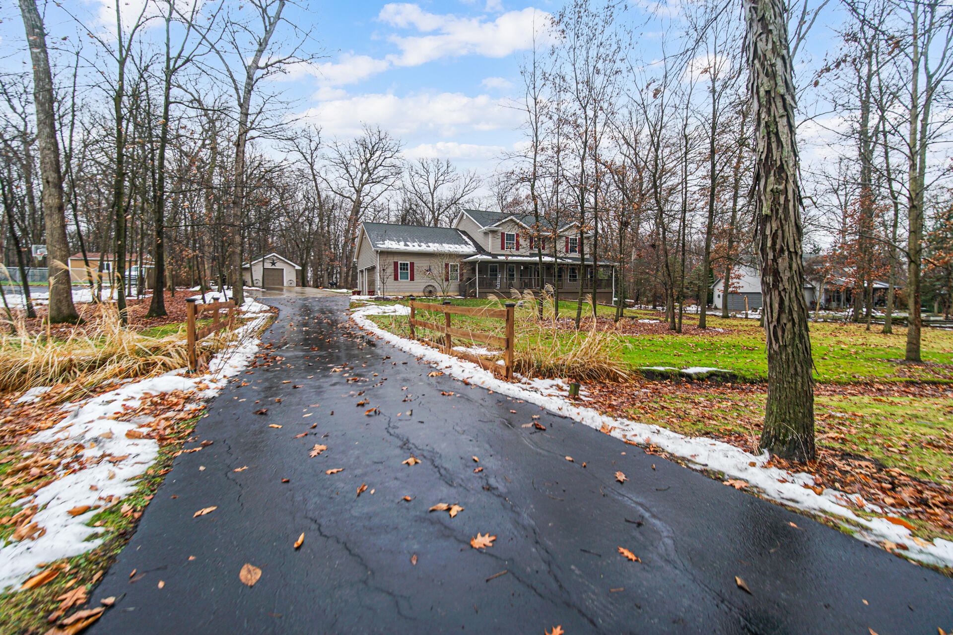 17983 Warrick Road Hebron, IN 46341 - Photo 40 of 47 1920x1280