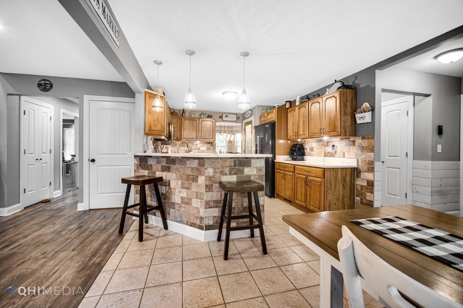 17983 Warrick Road Hebron, IN 46341 - Photo 8 of 47 1500x1000