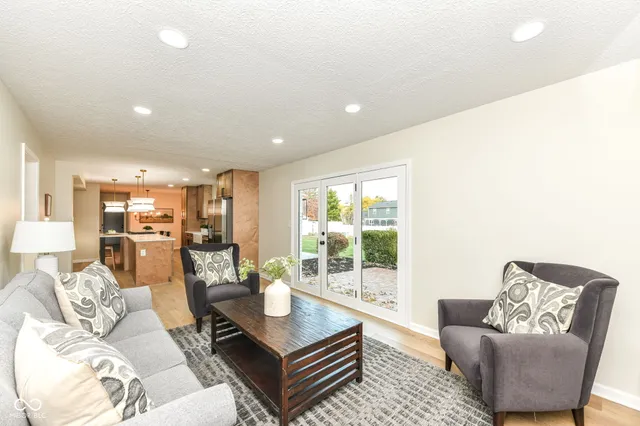 $540,000 | 567 Hawthorne Drive, Carmel, IN 46033