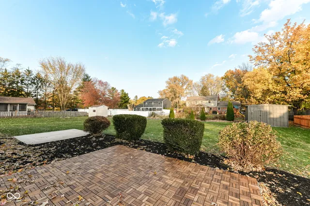 $540,000 | 567 Hawthorne Drive, Carmel, IN 46033