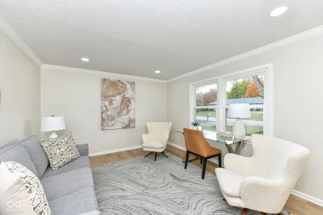 $540,000 | 567 Hawthorne Drive, Carmel, IN 46033