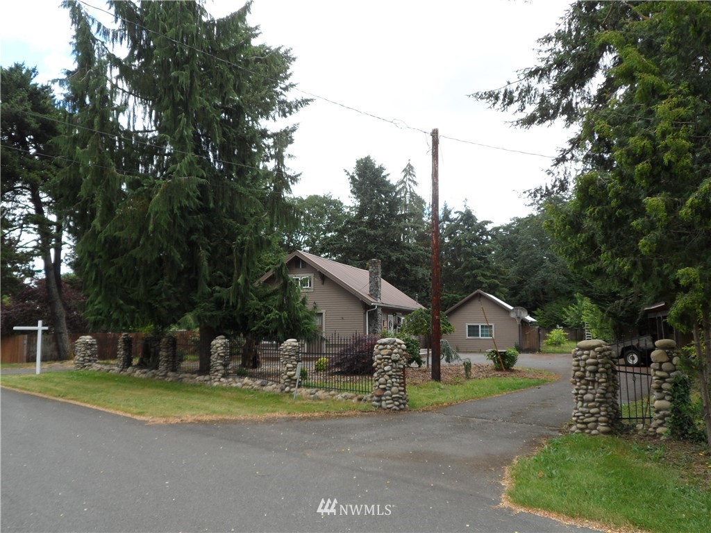 18426 Market Street Southwest Rochester, WA 98579 - Photo 2 of 25
