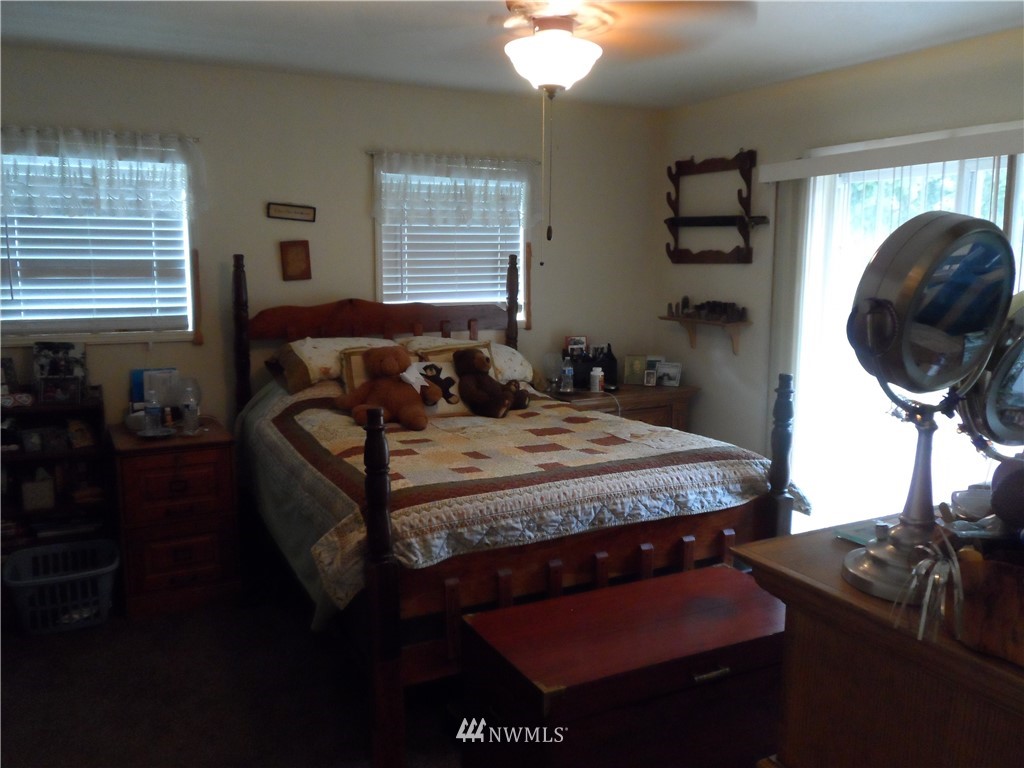 18426 Market Street Southwest Rochester, WA 98579 - Photo 14 of 25