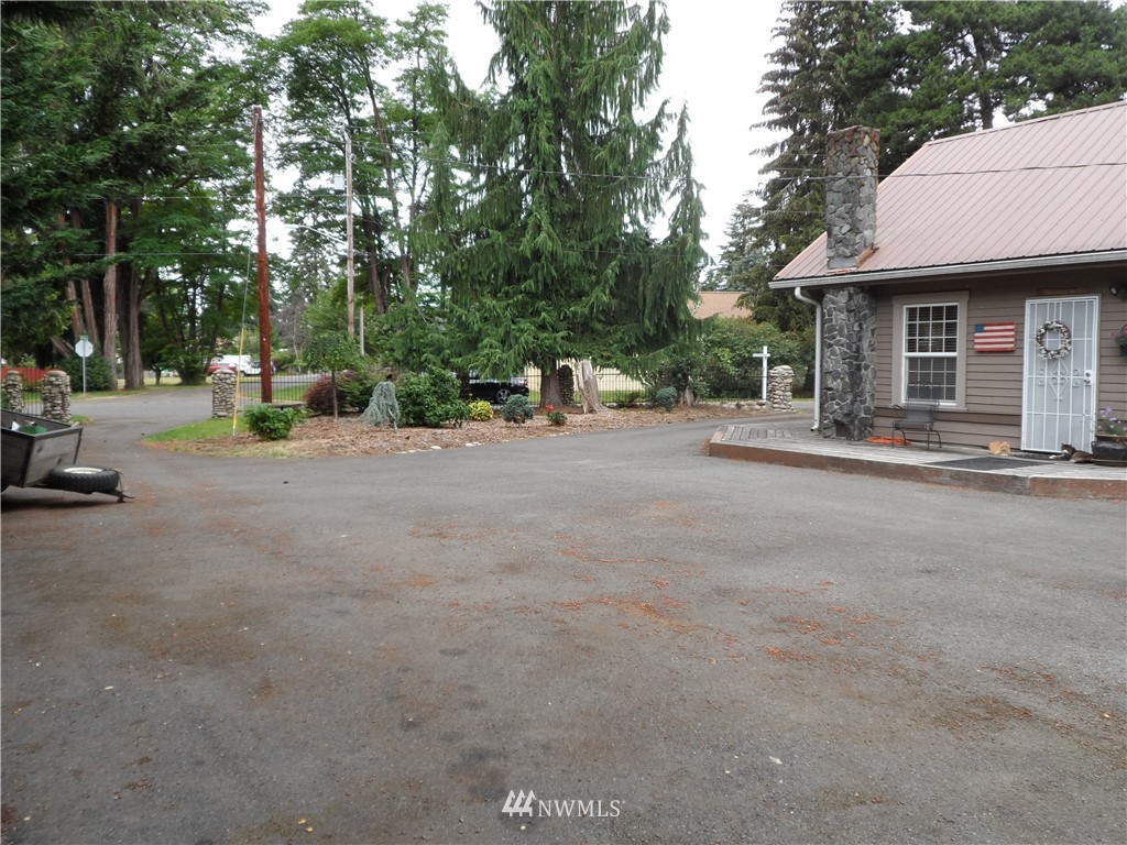 18426 Market Street Southwest Rochester, WA 98579 - Photo 3 of 25