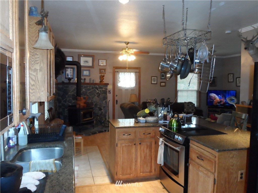18426 Market Street Southwest Rochester, WA 98579 - Photo 10 of 25