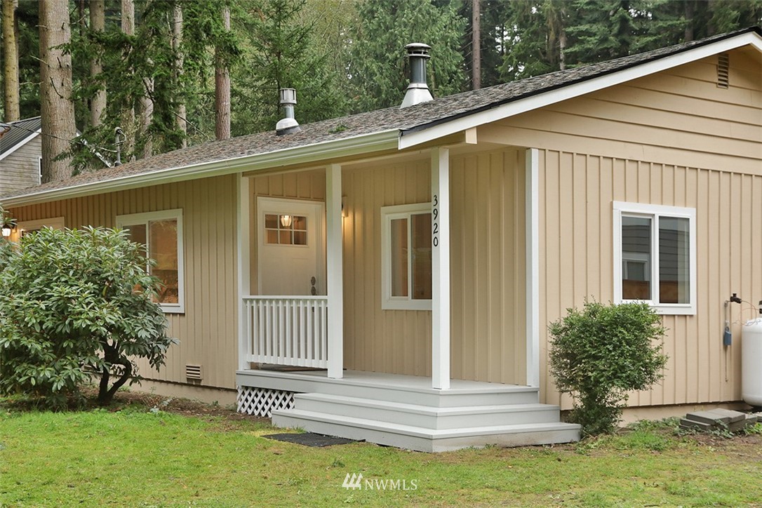 3920 Saratoga Road Langley, WA 98260 - Photo 2 of 36 Gallery Image 2