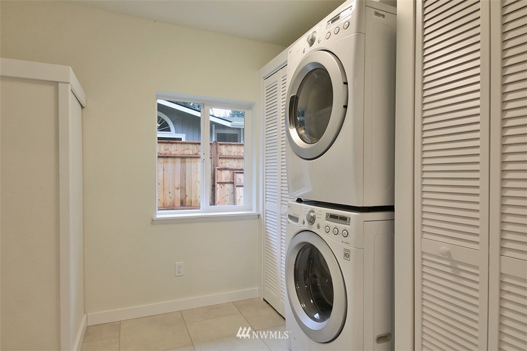 3920 Saratoga Road Langley, WA 98260 - Photo 15 of 36 Gallery Image 15