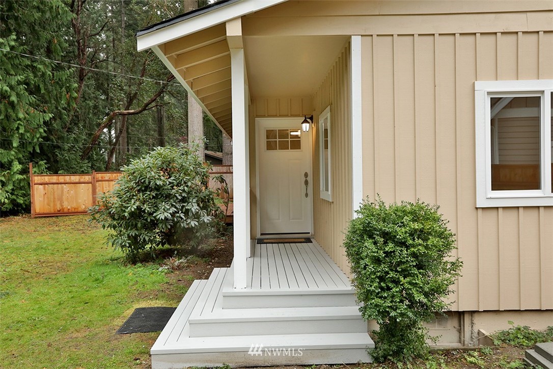 3920 Saratoga Road Langley, WA 98260 - Photo 3 of 36 Gallery Image 3