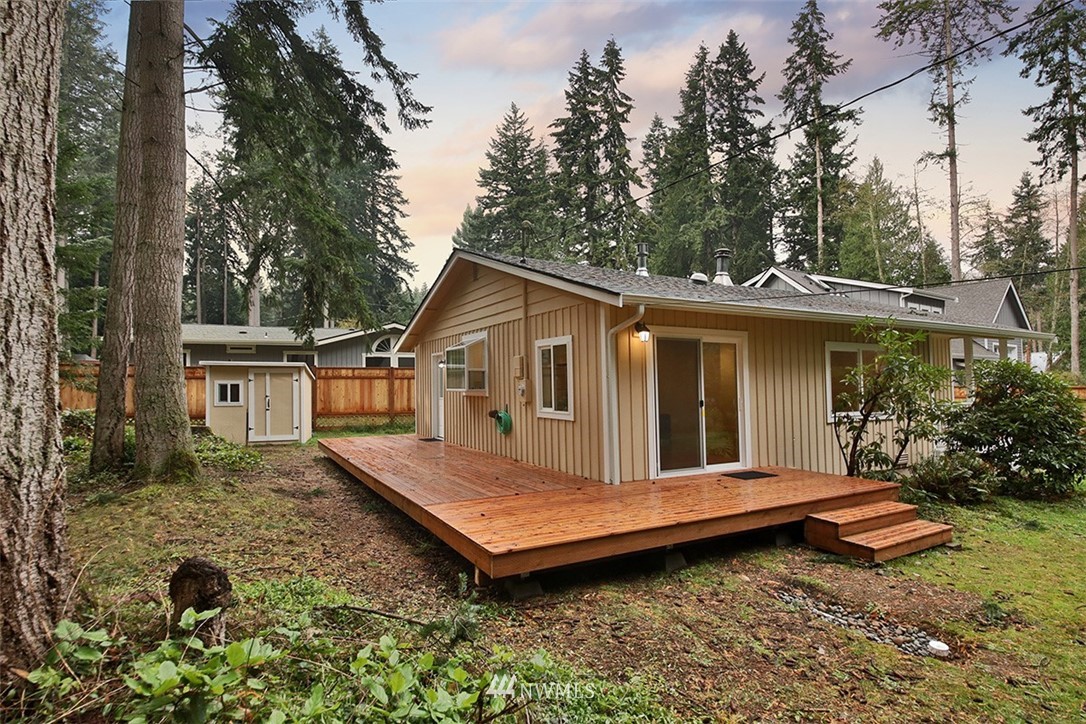 3920 Saratoga Road Langley, WA 98260 - Photo 29 of 36 Gallery Image 29