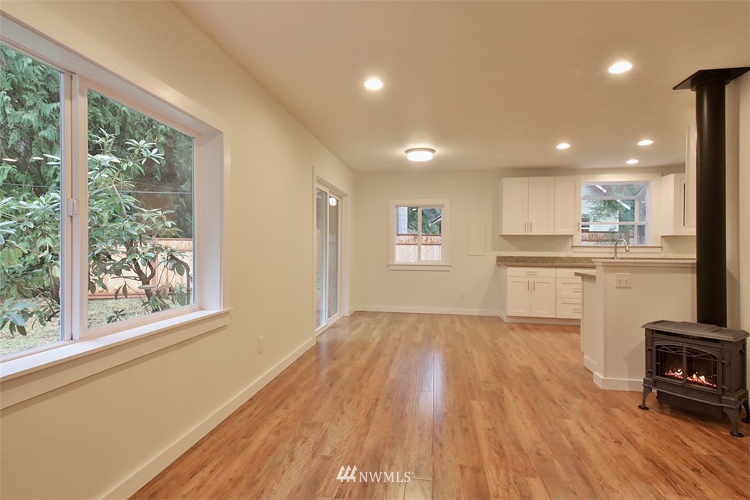 3920 Saratoga Road Langley, WA 98260 - Photo 5 of 36 Gallery Image 5