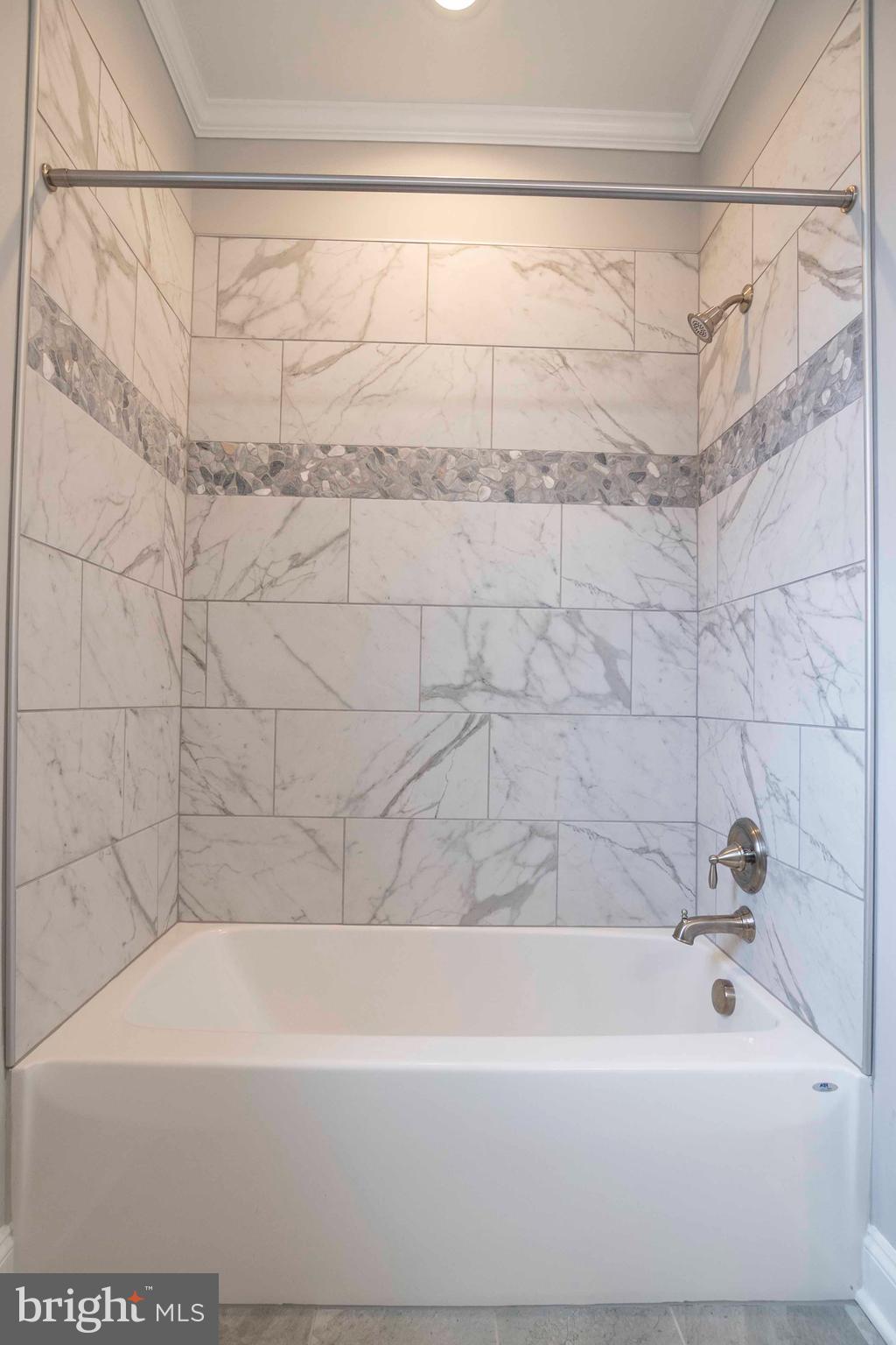 1332 Warren Avenue Front Royal, VA 22630 - Photo 13 of 55