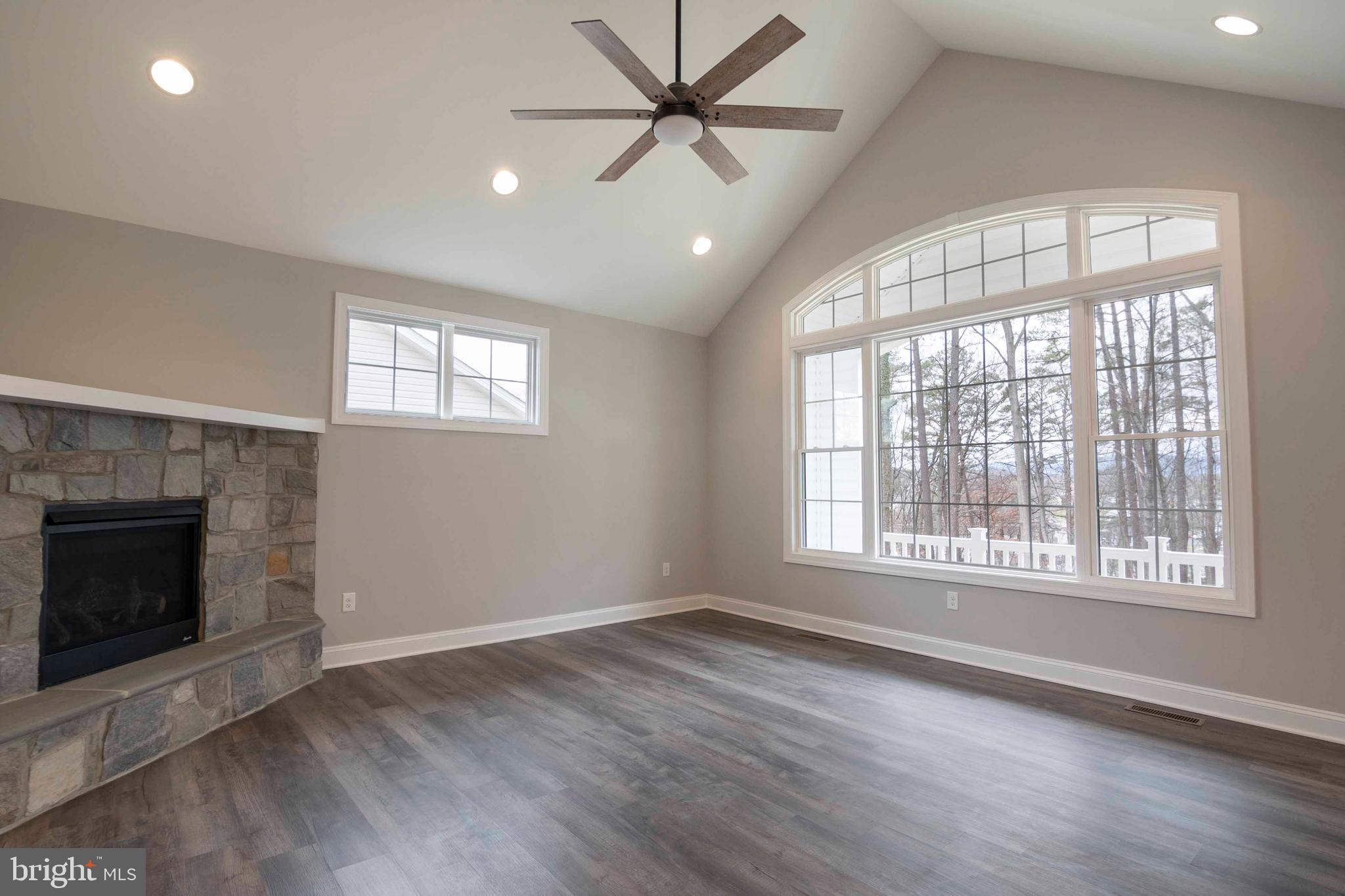 1332 Warren Avenue Front Royal, VA 22630 - Photo 17 of 55